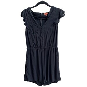 Modcloth‎ Women Romper Sz L Black Button Embroidered Pockets Ruffle Short Sleeve
